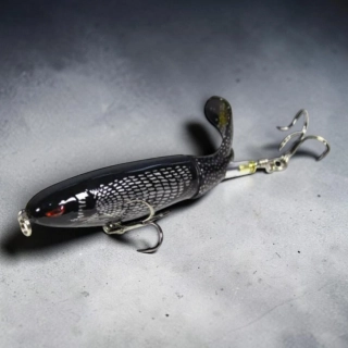 Povrchový wobler Whopper Plopper – 10cm / 13g, Col.002